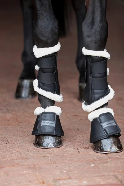 Сапоги-колоколчики для копыт Covalliero Pelisa, размер Cob, черные