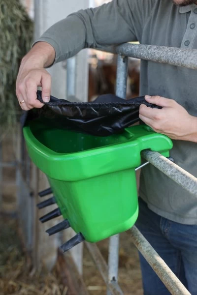 Ванна-поилка для телят Multi Feeder 30л, без разделения на порции, с сосками Big Softy 