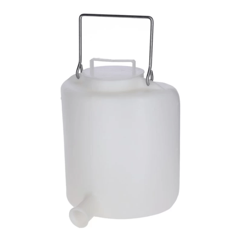 Ведро для кормления телят с крышкой 6л