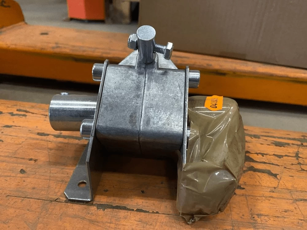 КМП корпуса редуктора на трубе