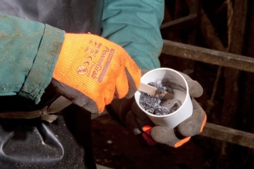 16251-A Набор для ухода за копытами TECHNOBASE на 14 использований  Kerbl