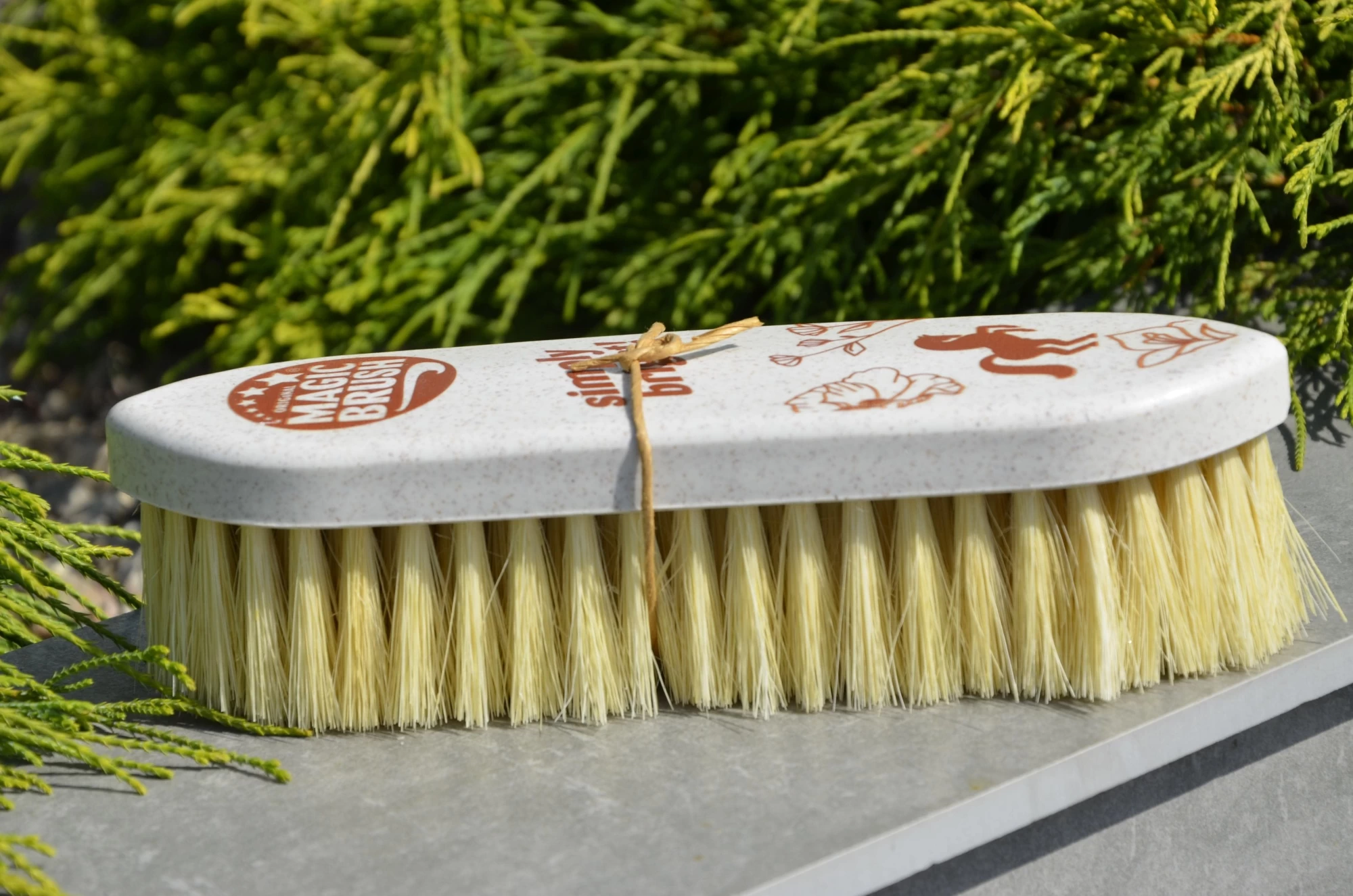 Щетка для гривы MagicBrush WaterLily, 22см