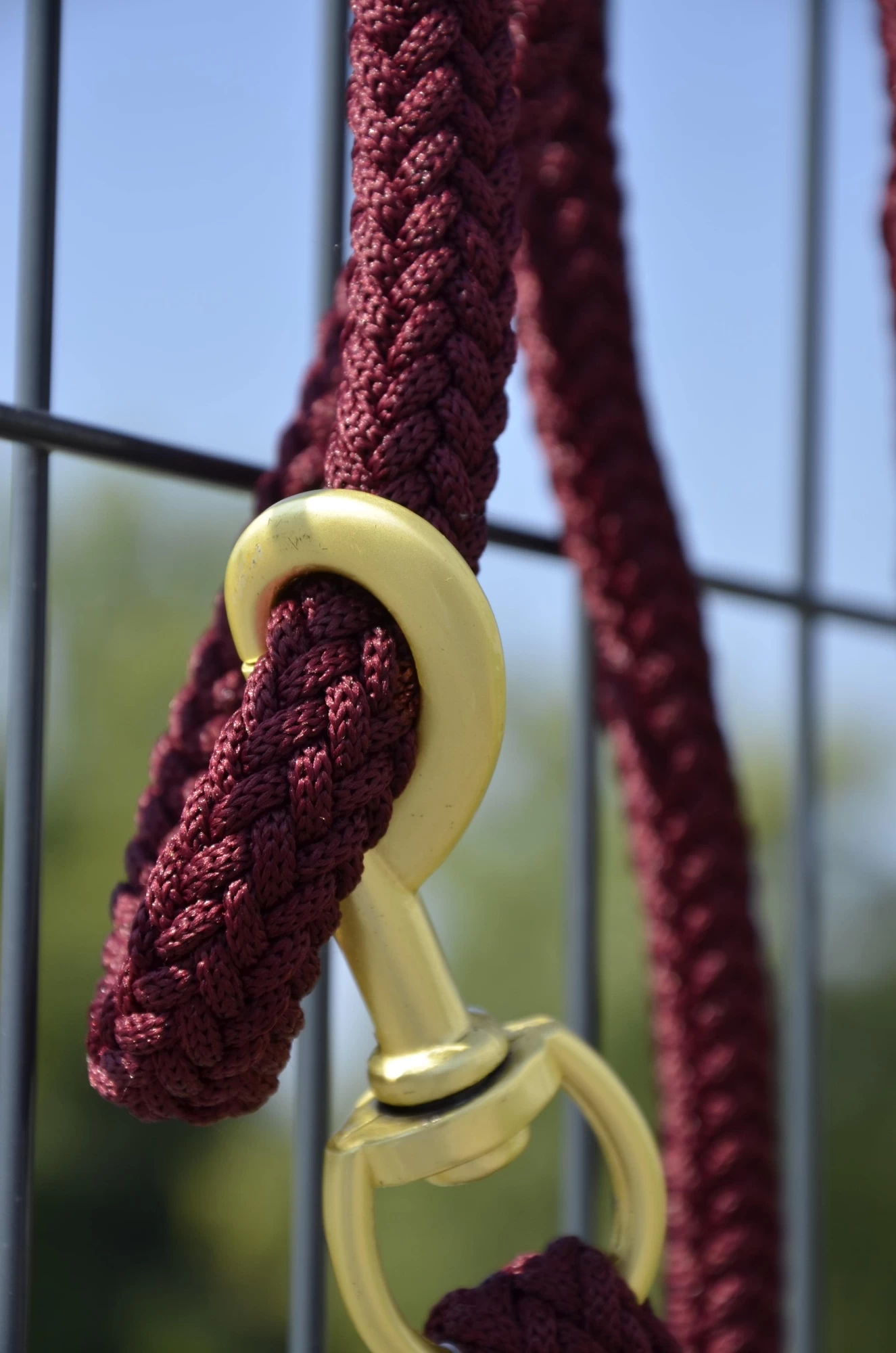 Чумбур Classy бордовый с карабином