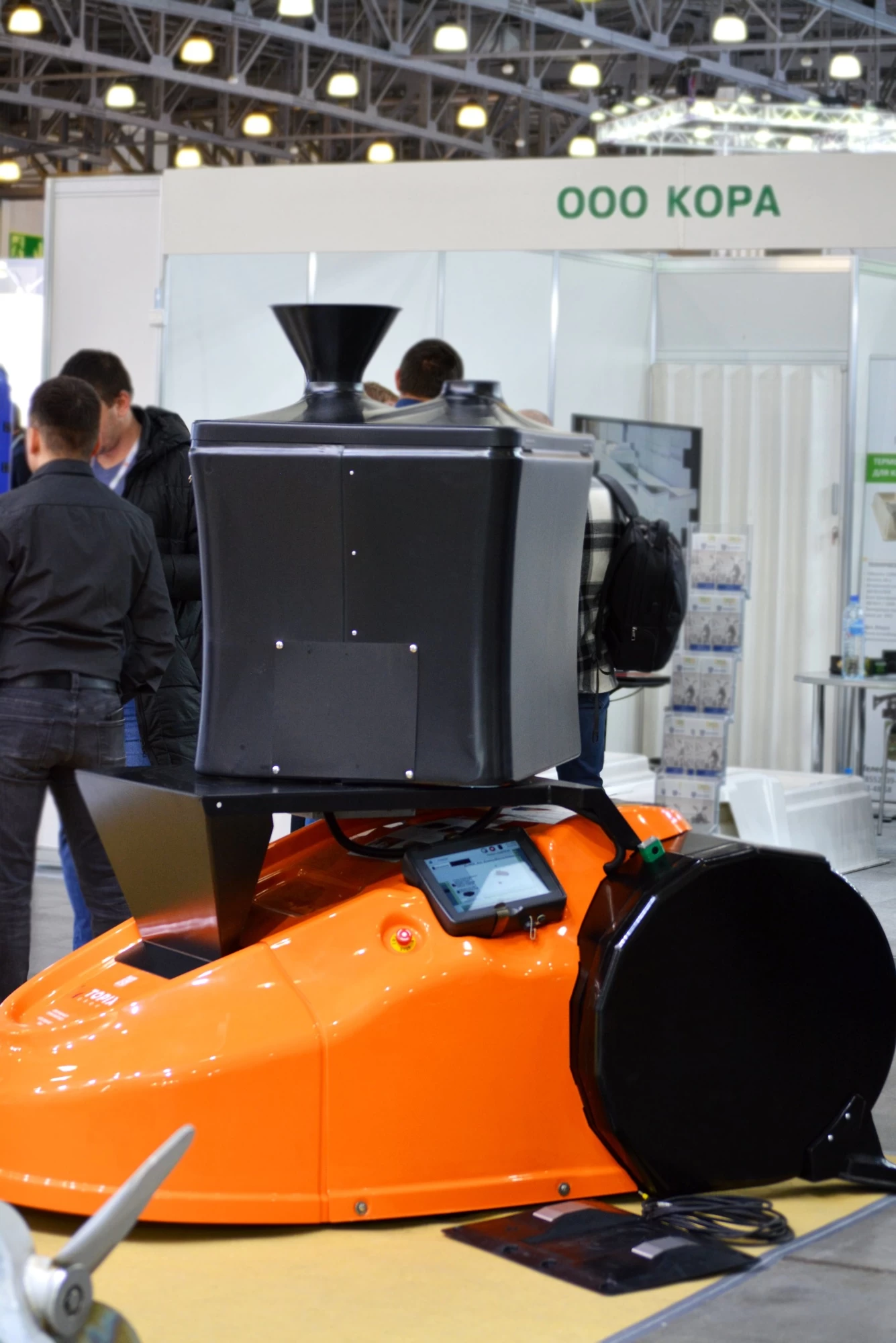 Пододвигатель корма Butler Gold