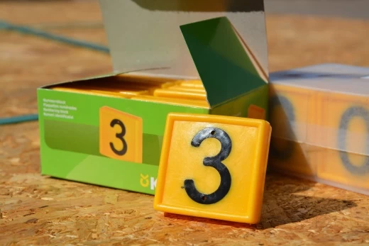 208483 Цифровой блок 3, желтый  Kerbl