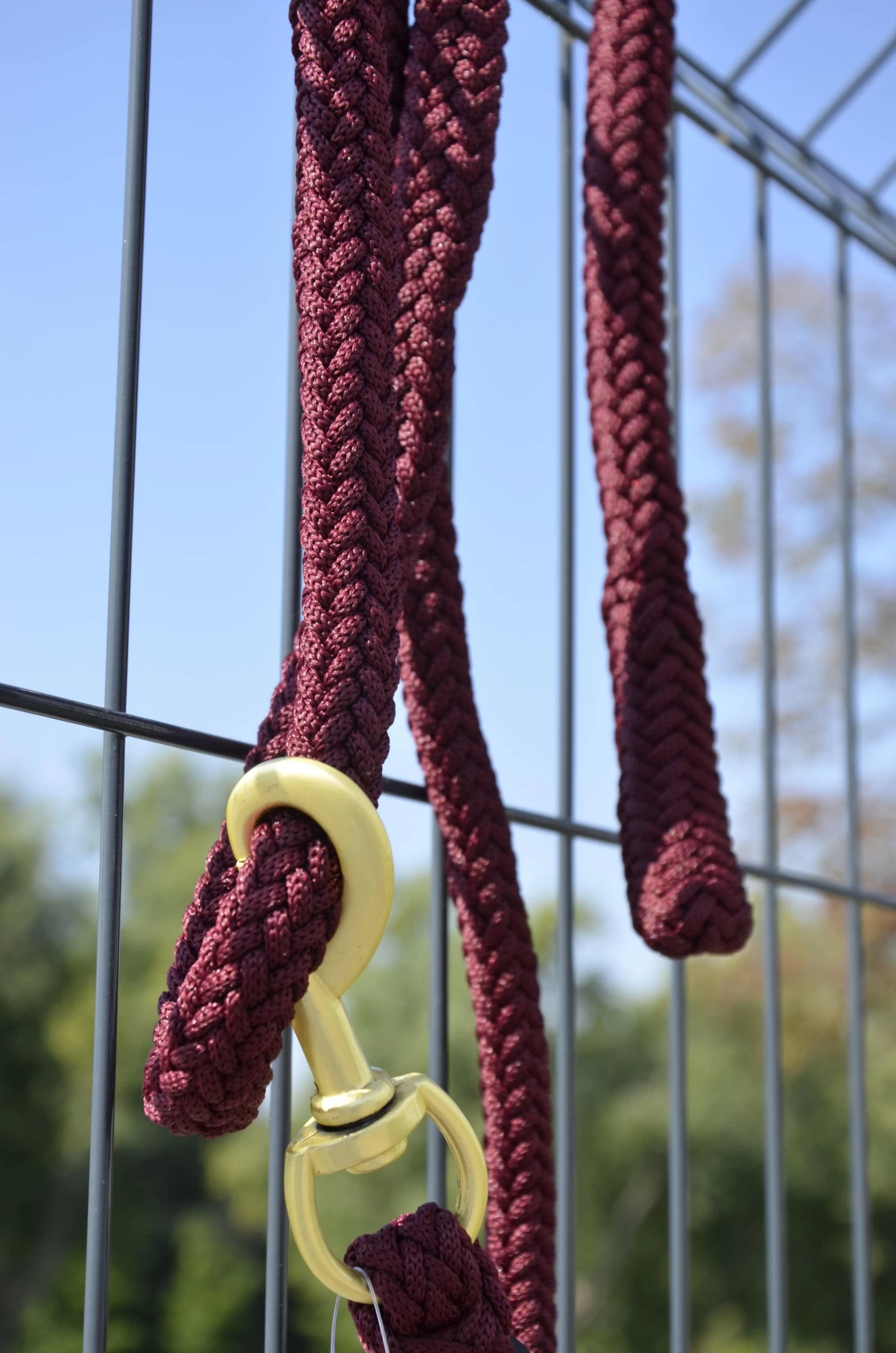 Чумбур Classy бордовый с карабином