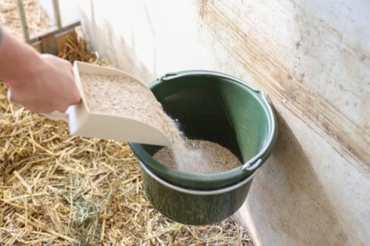 Крепление для ведра 28см