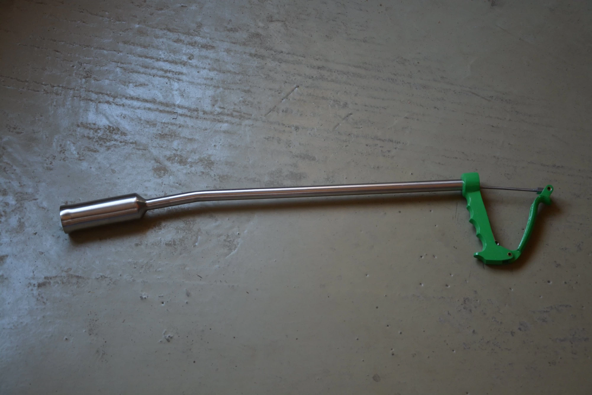 Устройство введения для пилюлей и магнитной обоймы, 70см