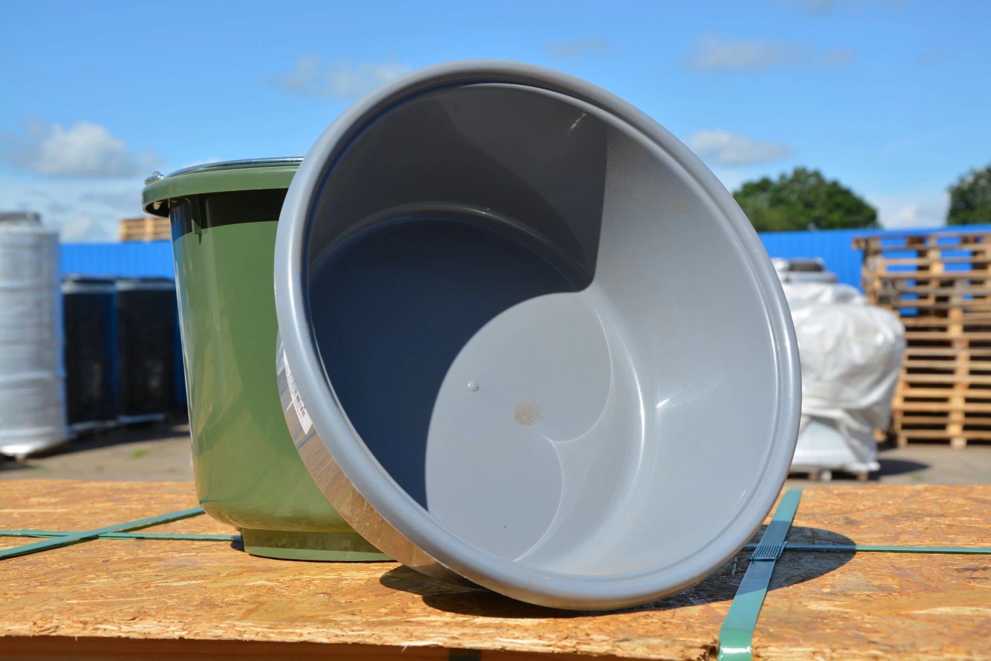 Чаша-кормушка 6л