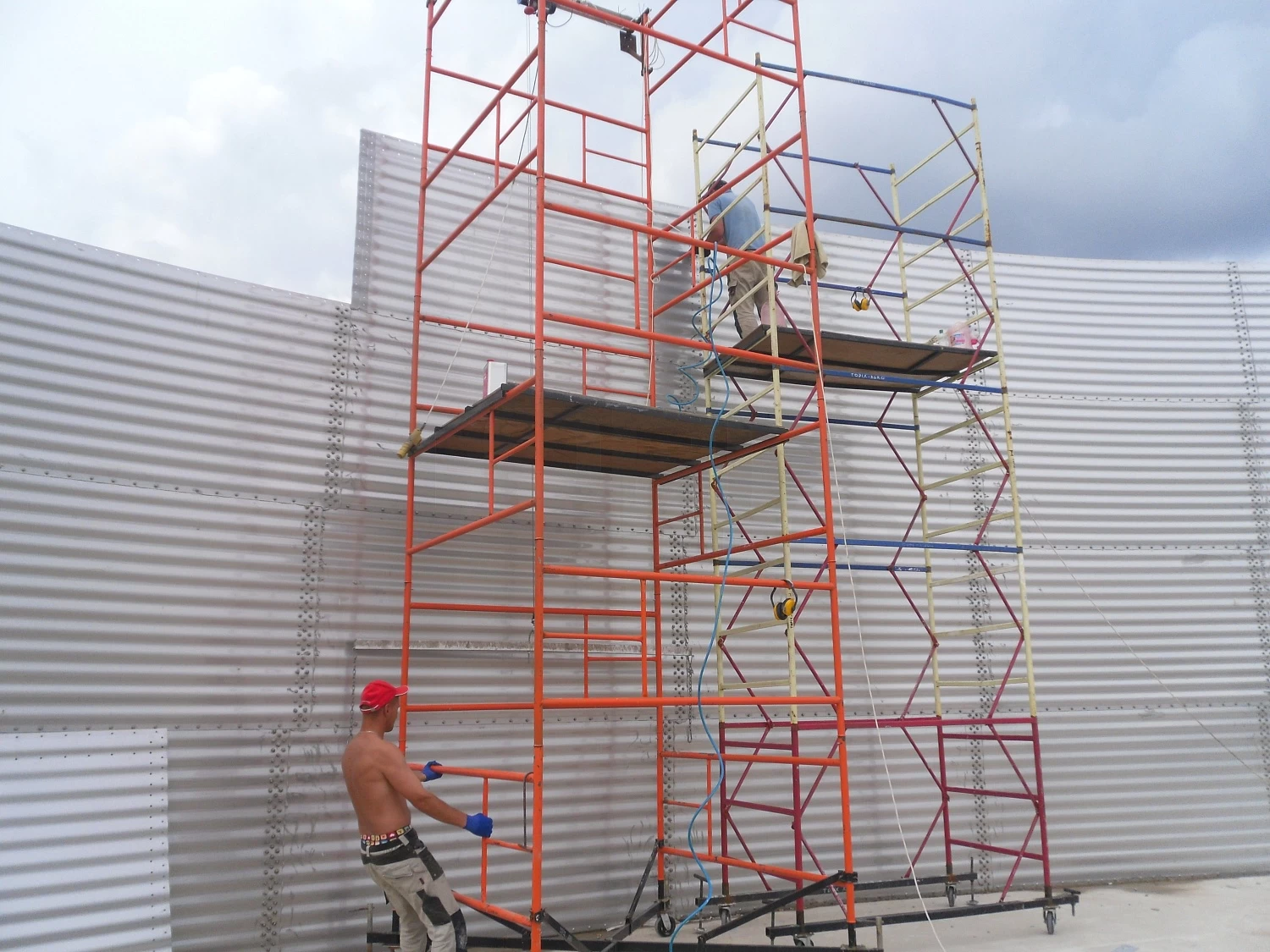 АГРОКОМБИНАТ "ЖДАНОВИЧИ"