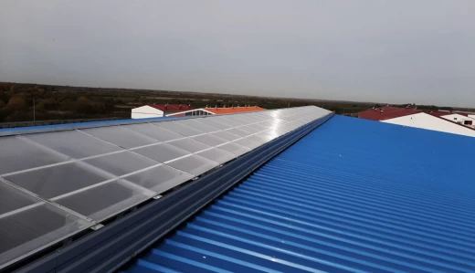 Светоаэрационный конек для коровника