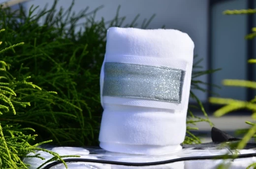 Бандаж для копыт Ковальеро 300х12см, флисовый белого цвета